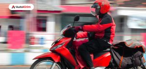Jejak Kurir Pahlawan Tanpa Jubah di Rimba Perkotaan